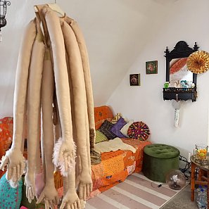 Einblicke ins Atelier von Ursula Donn.