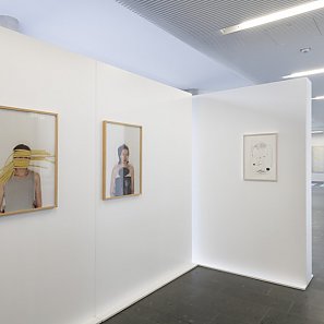 Ausstellungsansicht Barbara Armbruster »Oszillationen«