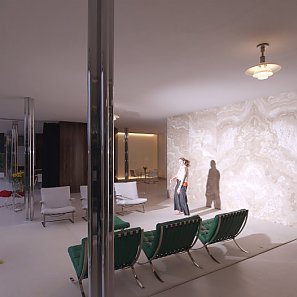 Tatjana Stürmer, Mother of the House, 2025, Filmstills, Villa Tugendhat, Brno. Kamera: Lukas Rehm, Performerin: Paula Dominici