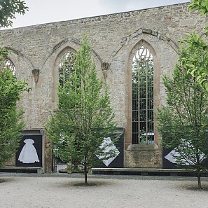 Ausstellungsansicht Leonie Lass & Elisa Lohmüller »Daseinsfürsorge«