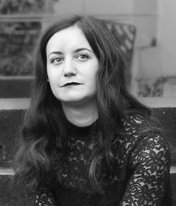 LEITUNG: Lara Eva Sochor