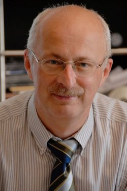 Prof. Dr. Robert Jütte