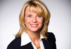 MIT Piroschka Gavallér-Rothe