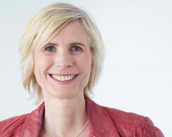 LEITUNG: Therese Essmann