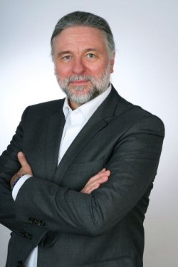 Referent: Jürgen T. Schwarz