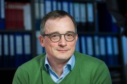 MIT Prof. Dr. Andreas Rödder. Foto: Bert Bostelmann