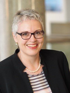 LEITUNG: Birgit Nüchter